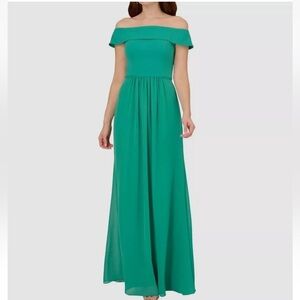 Off-Shoulder Emerald Green Maxi Dress - Women